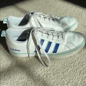 Adidas Women’s Court Sneaker